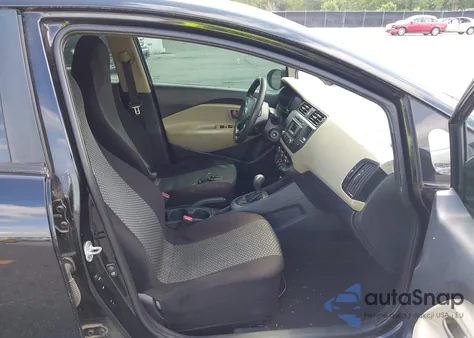 2013 Kia Rio Lx z USA, uszkodzony, nr VIN KNADM4A35D6262733